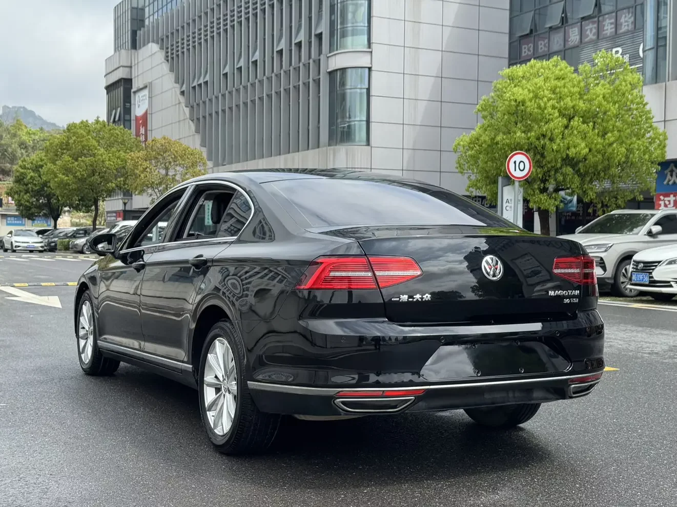 Volkswagen Magotan