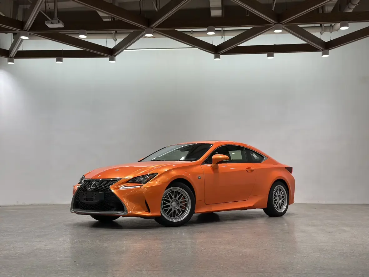 Lexus RC