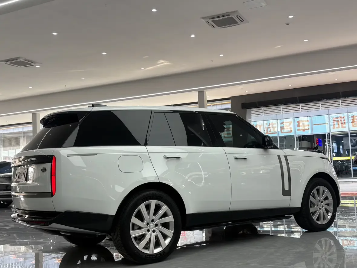 Land Rover range rover