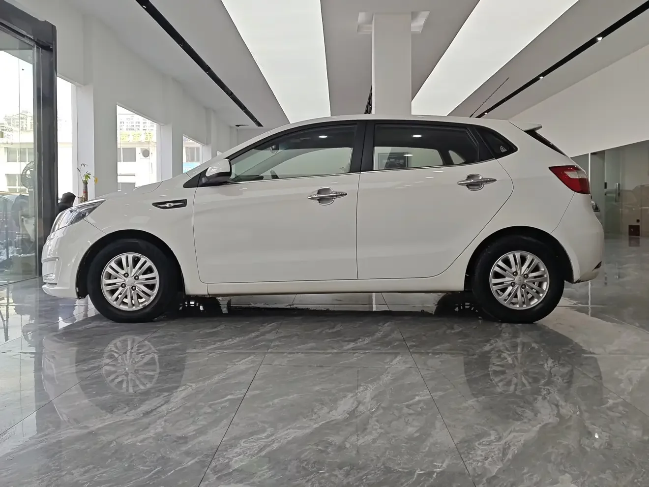 Kia K2