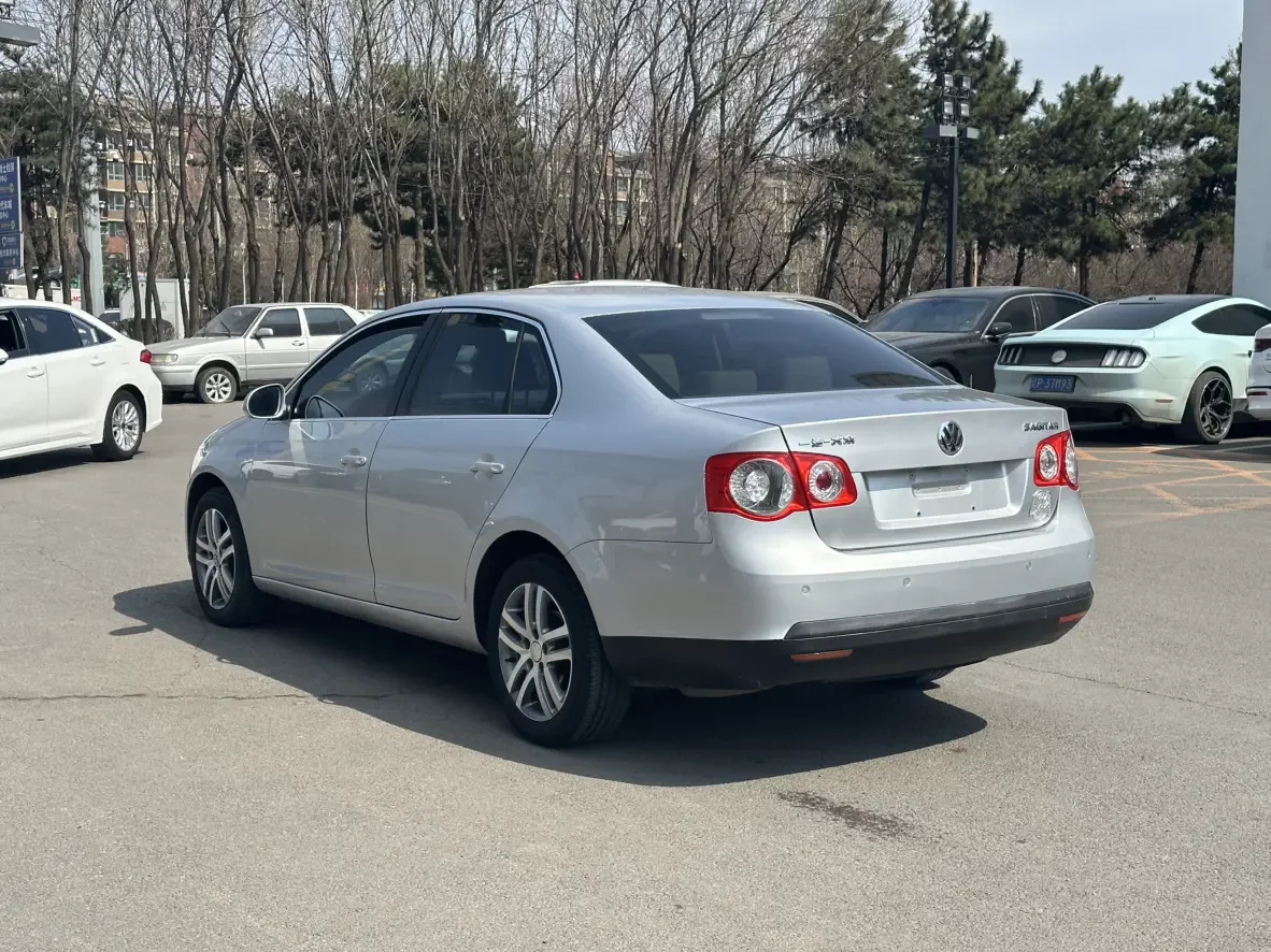 Volkswagen Sagitar