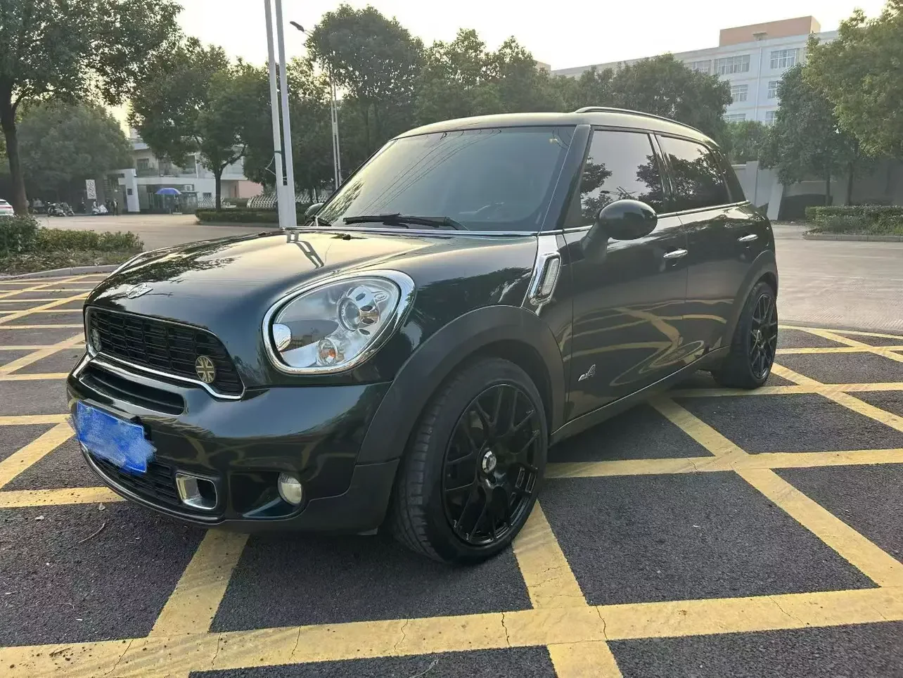 MINI COUNTRYMAN
