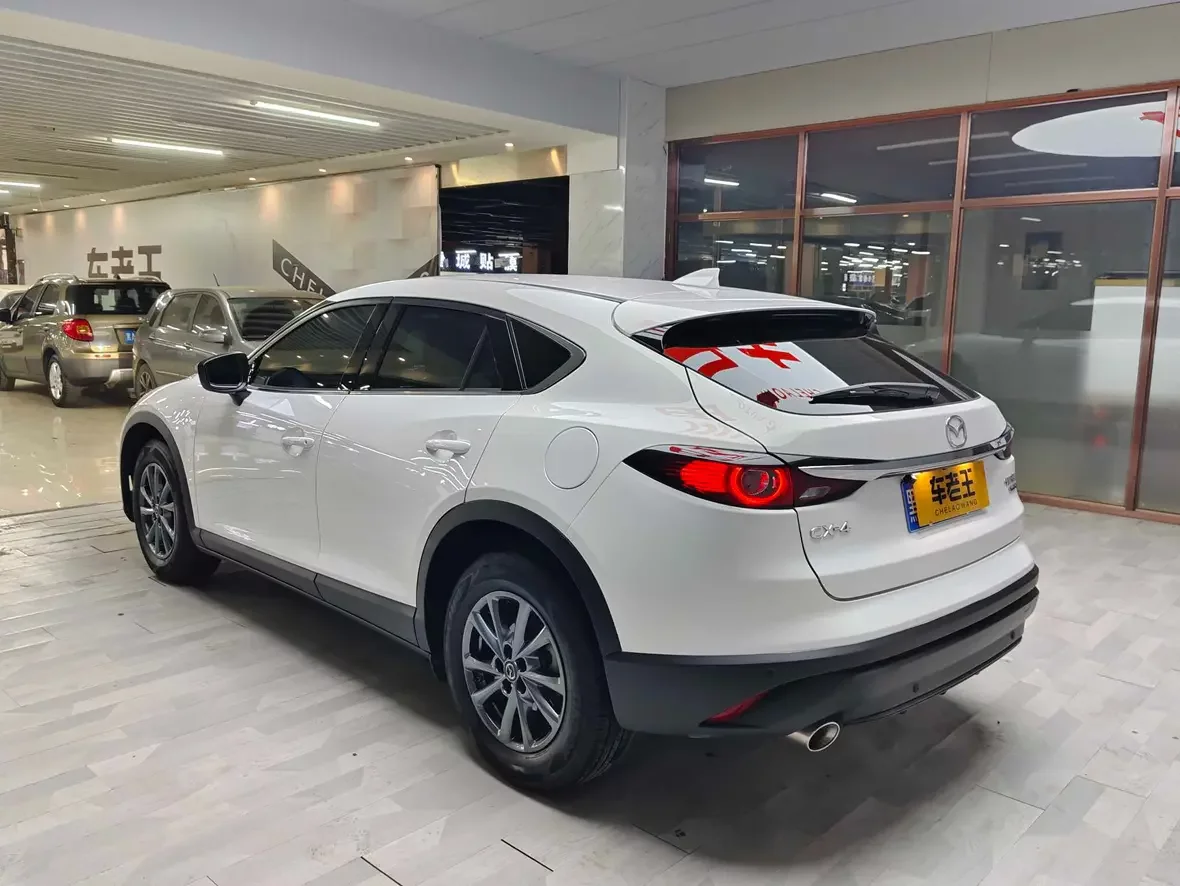Mazda CX-4