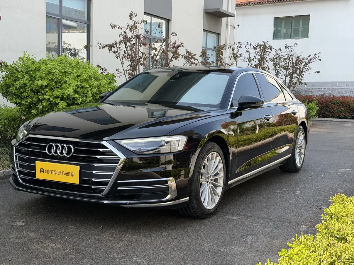 Audi A8