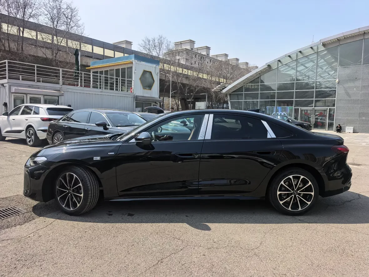 Audi A5L