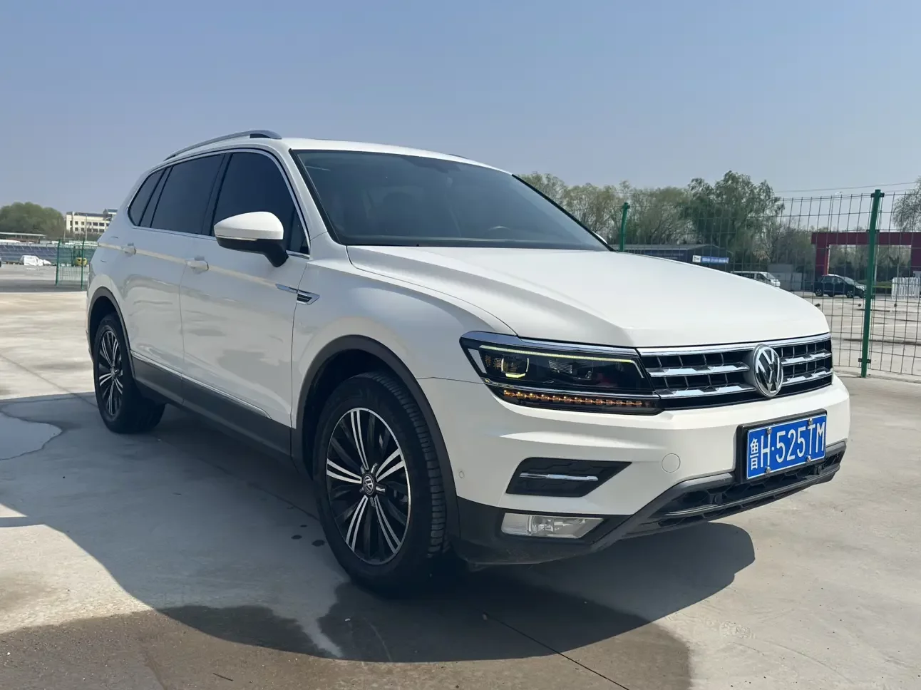 Volkswagen Tiguan L