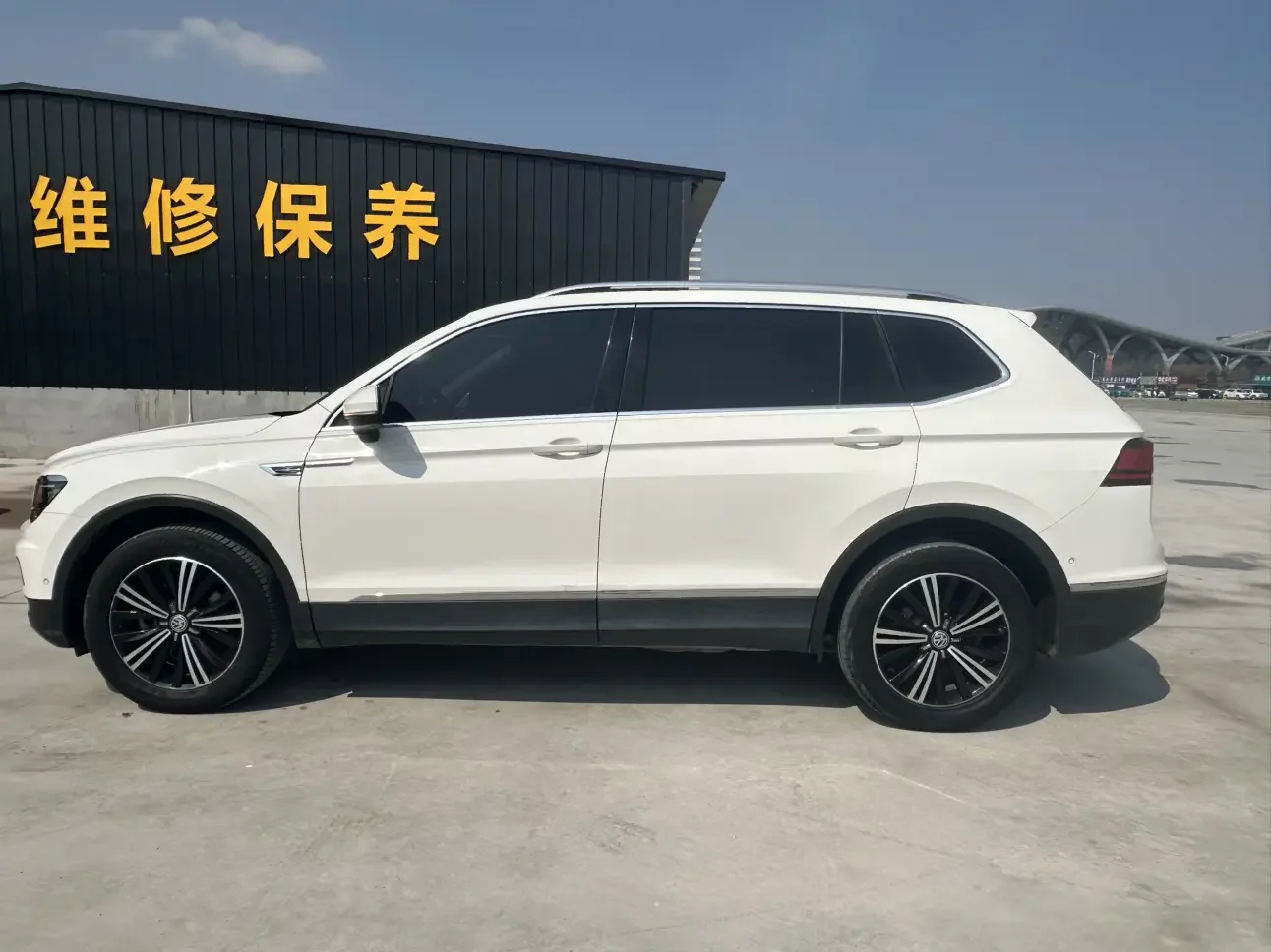 Volkswagen Tiguan L