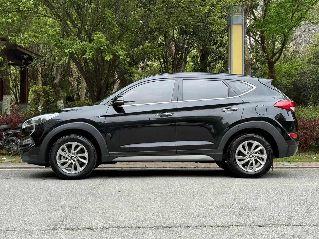 Hyundai Tucson L