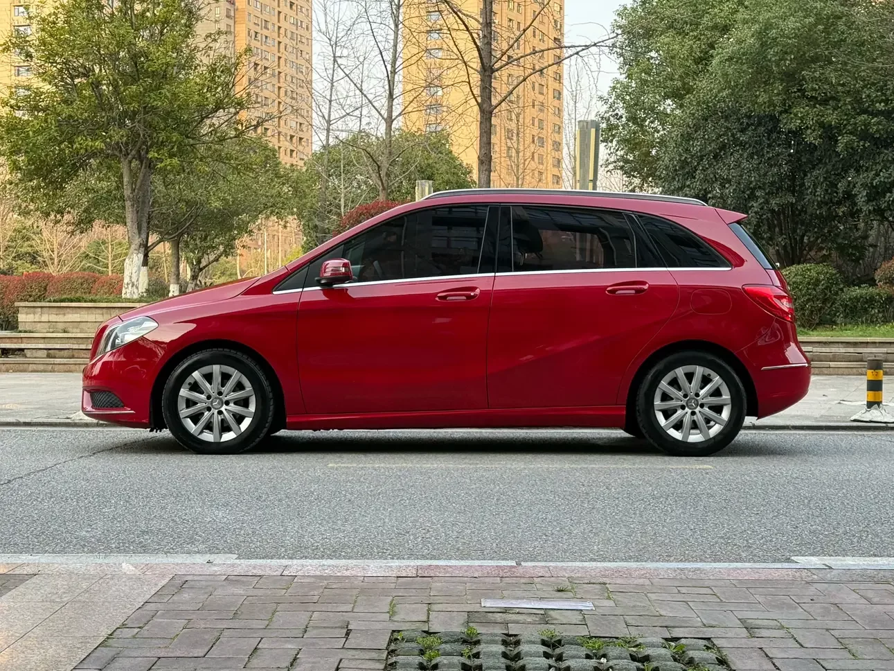 Mercedes-Benz B Class