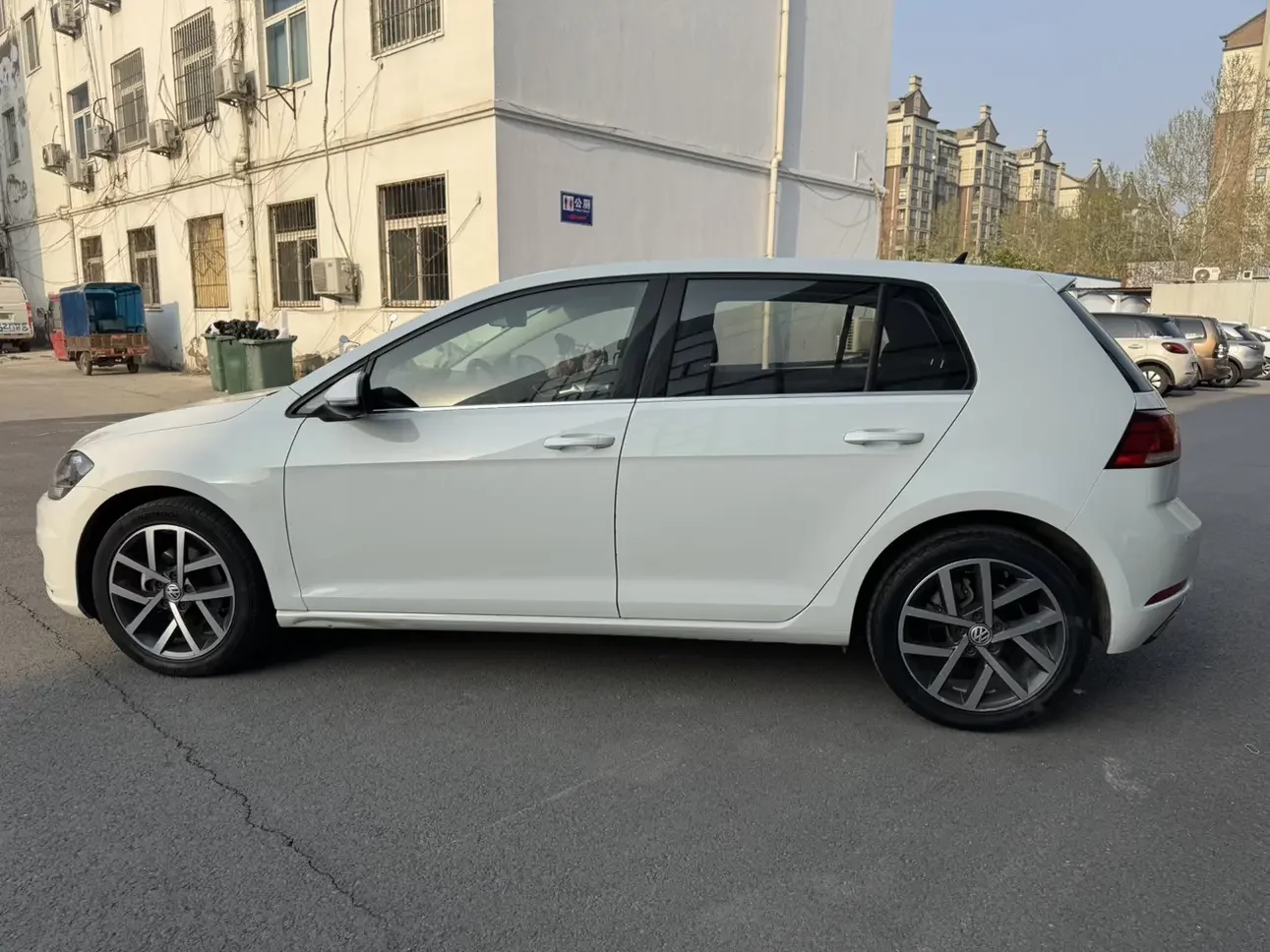 Volkswagen golf