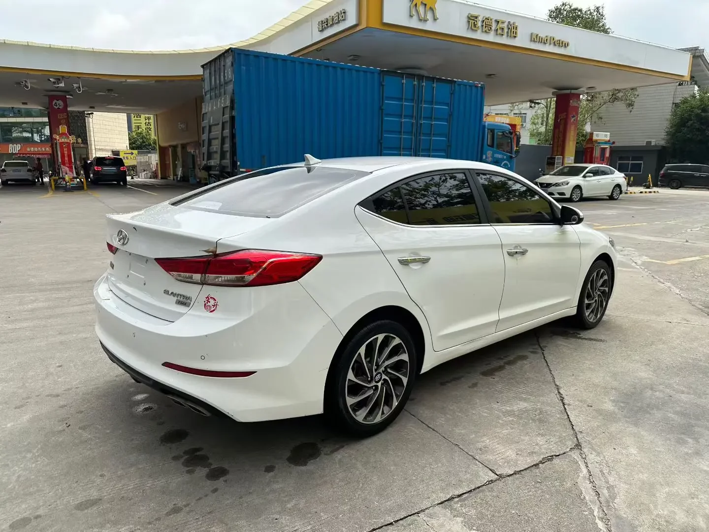 Hyundai lead