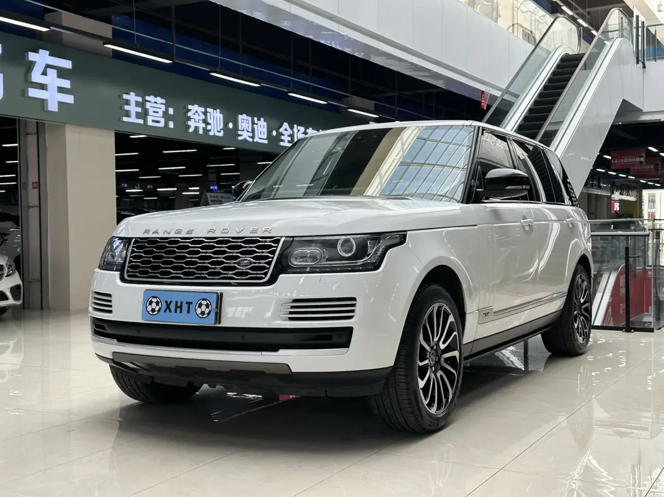Land Rover range rover
