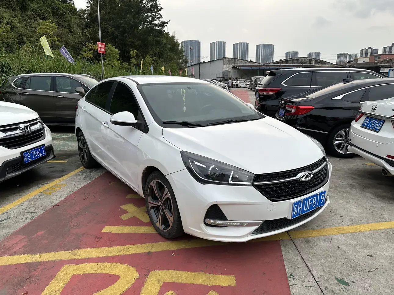 Chery Arrizo 5