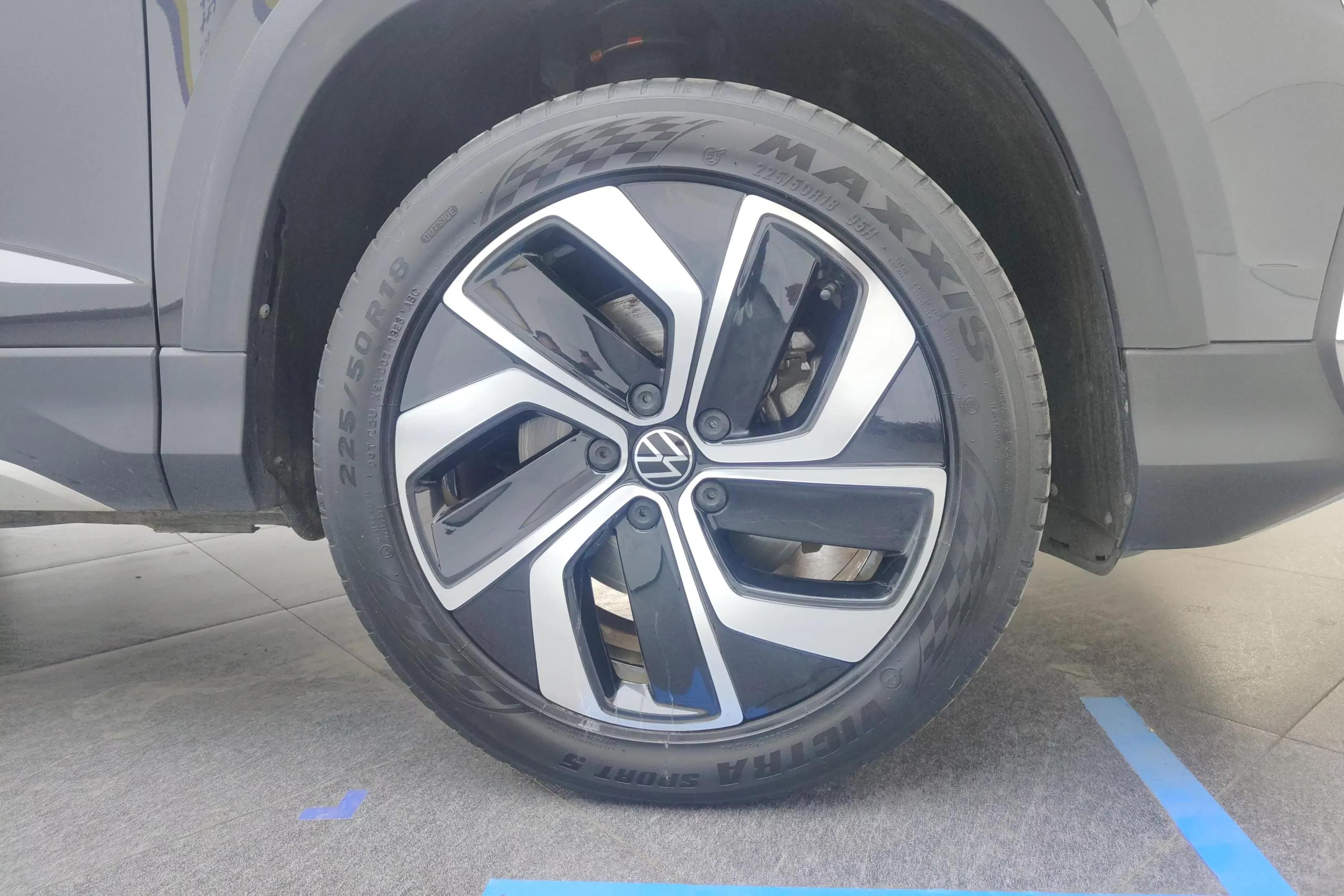 Volkswagen Tharu