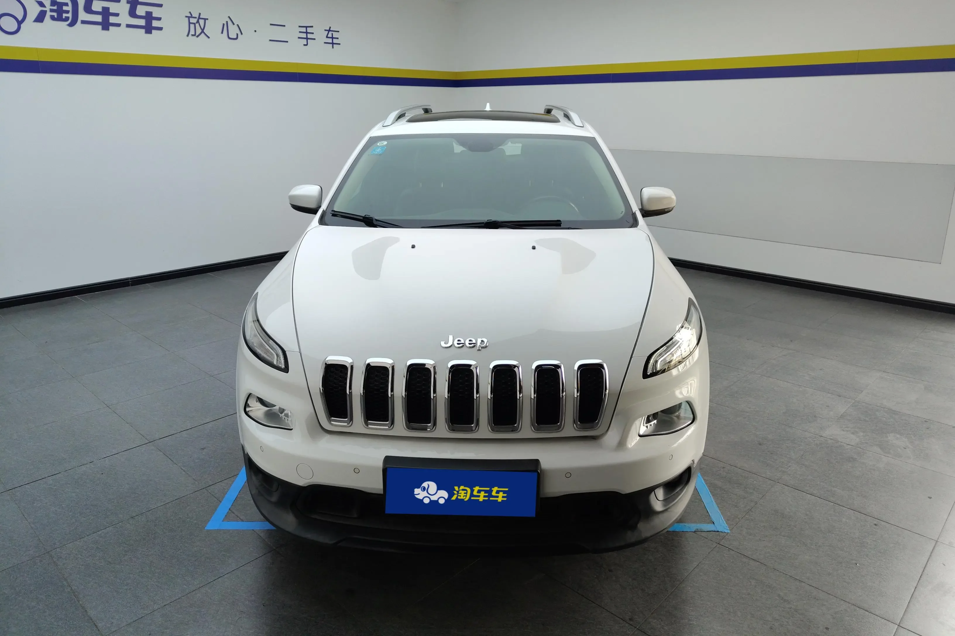 Jeep Cherokee  из Китая