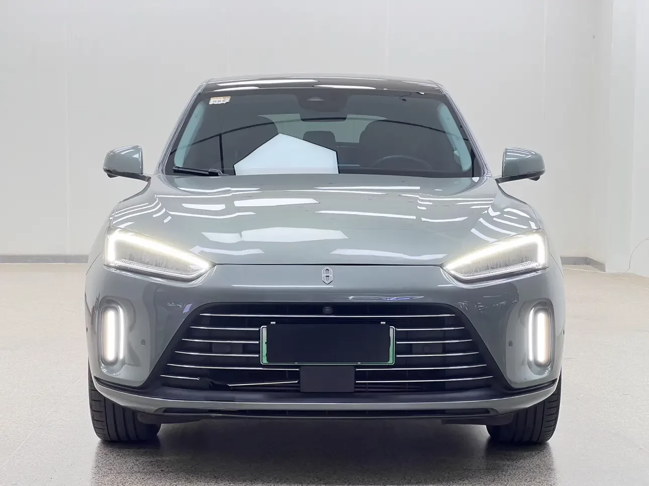 AITO M5