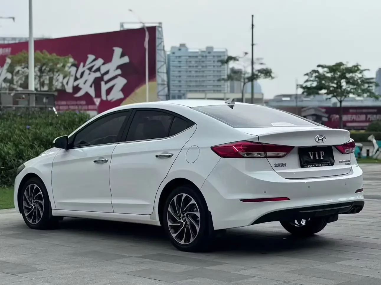 Hyundai lead