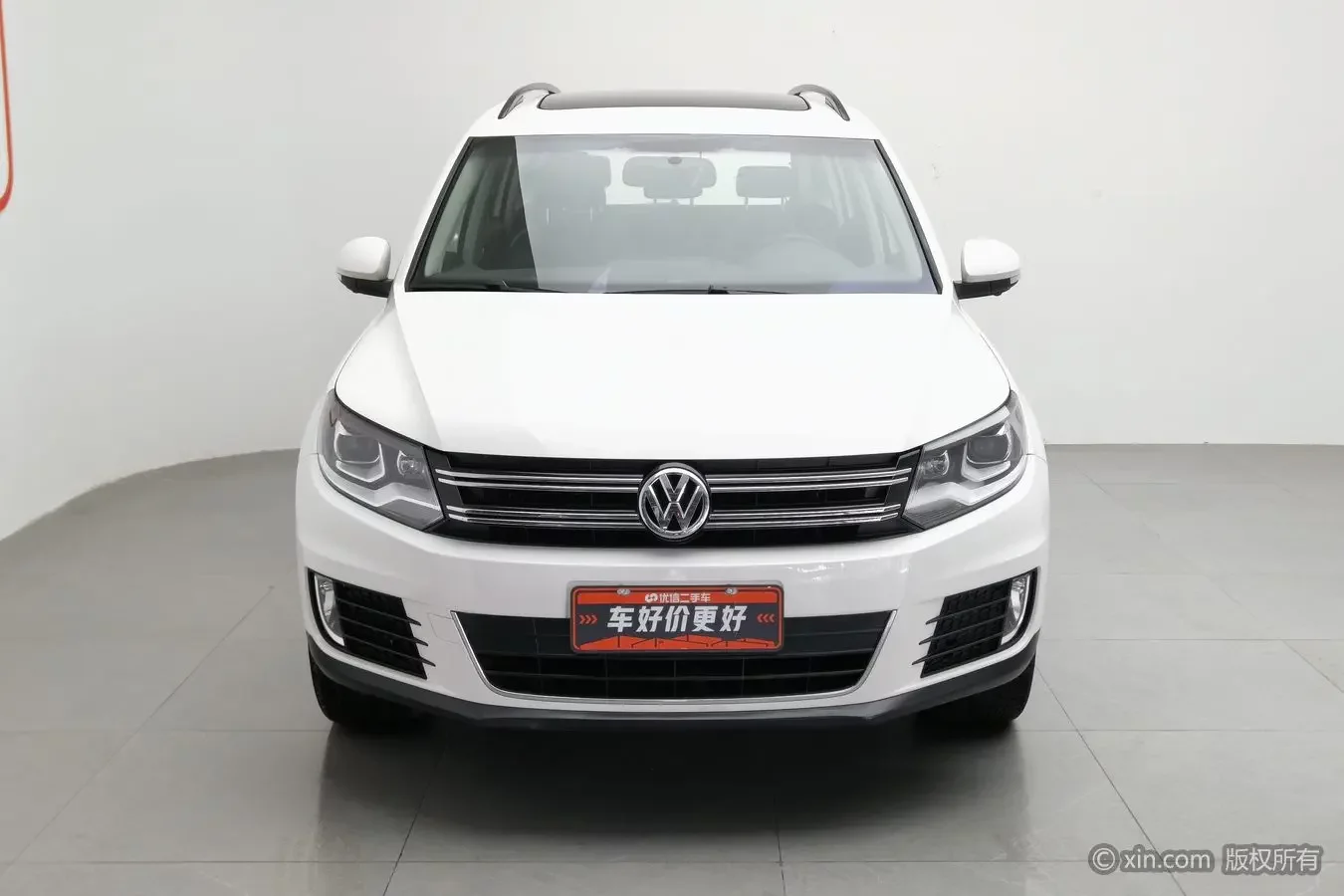Volkswagen Tiguan (Tharu)