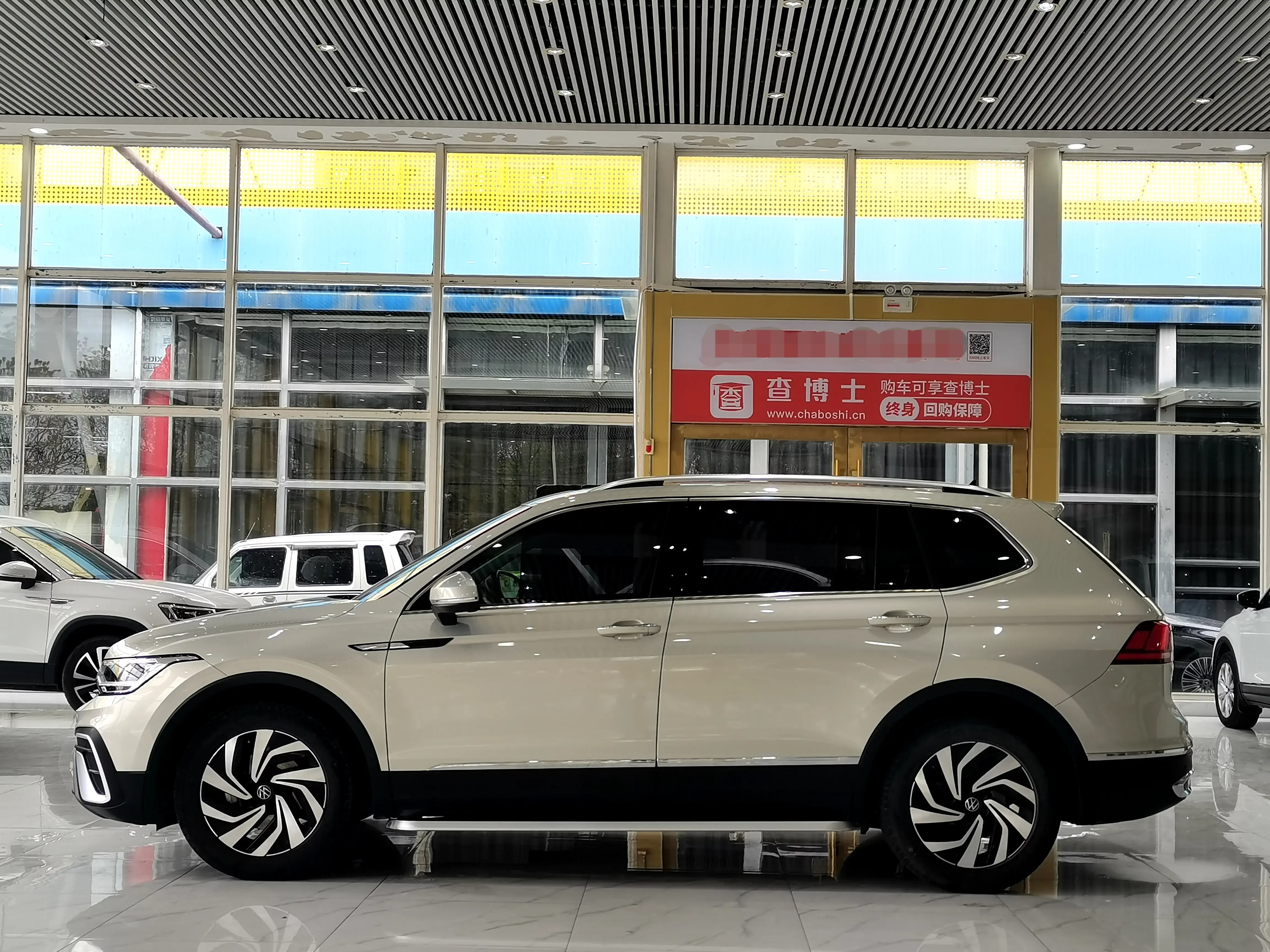 Volkswagen Tiguan L