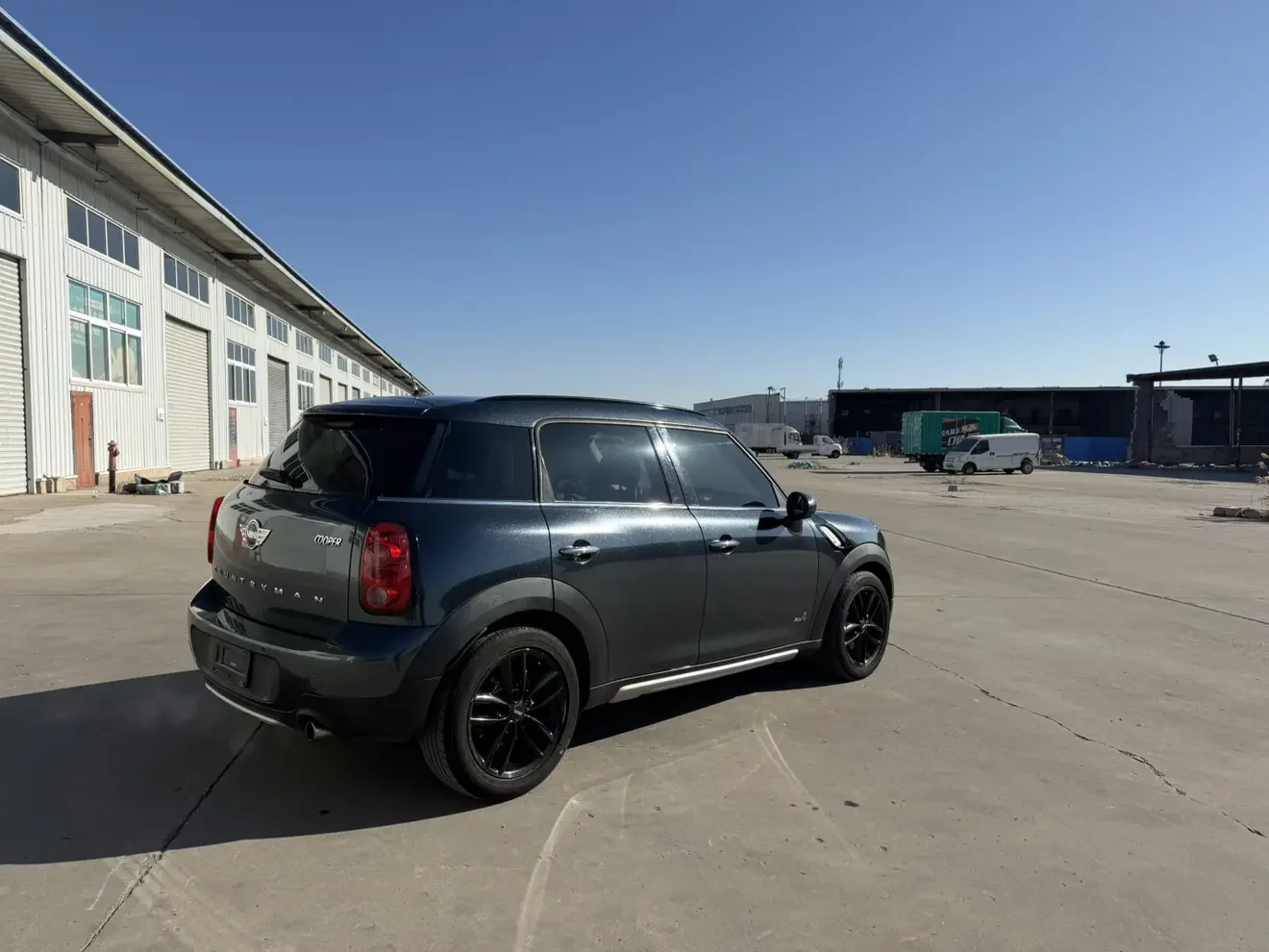 MINI COUNTRYMAN