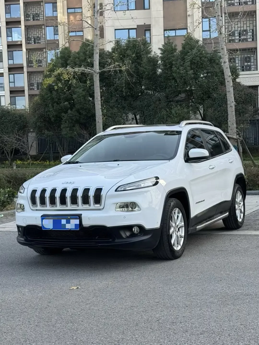 Jeep Cherokee  из Китая