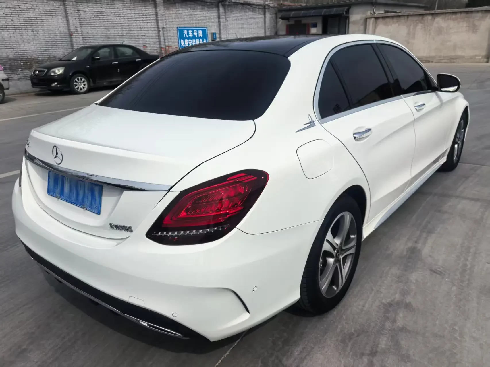 Mercedes-Benz C Class