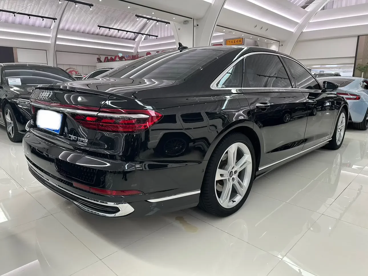Audi A8