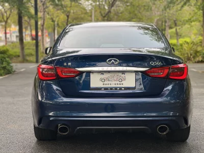 Infiniti Q50L