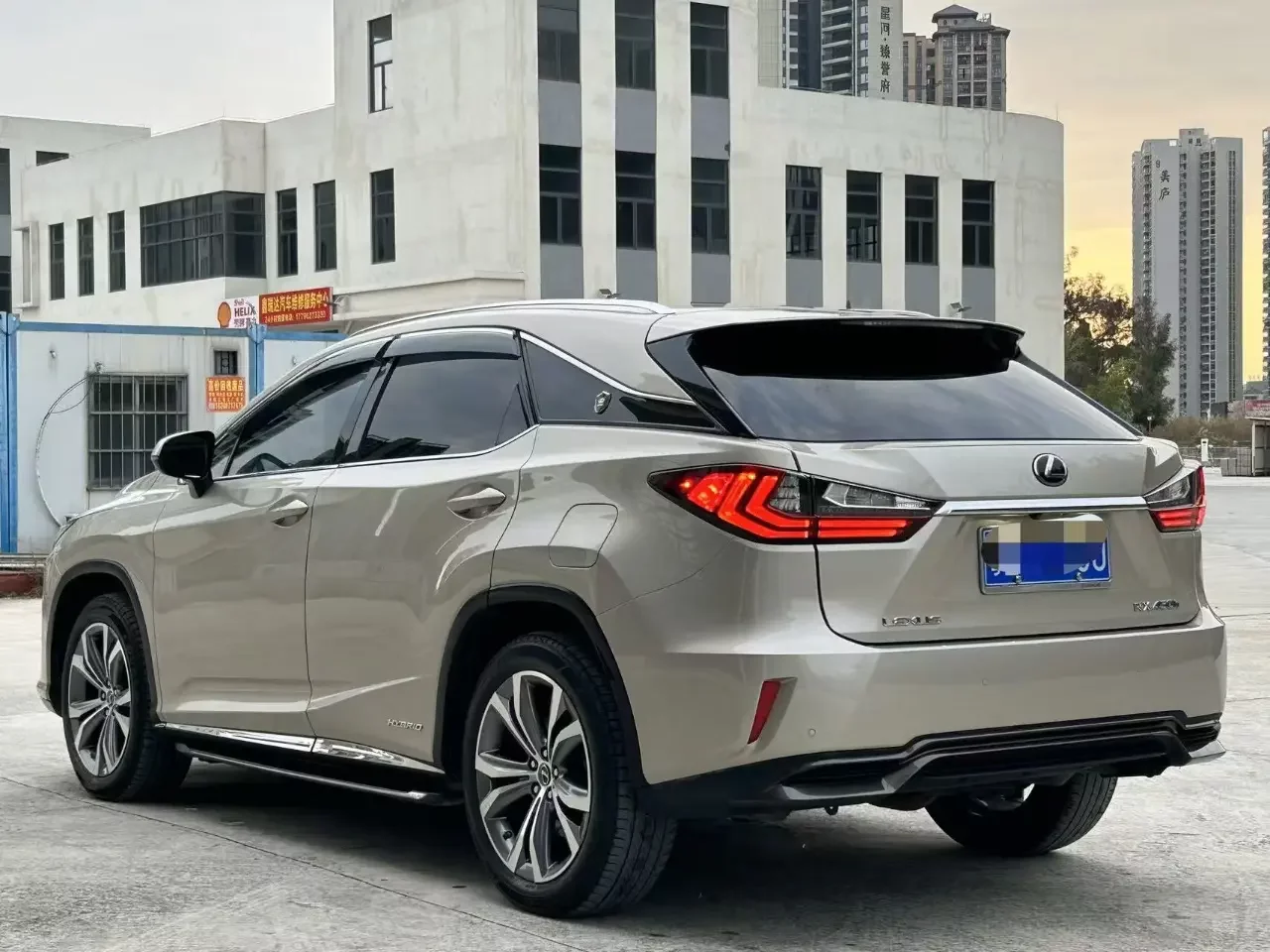 Lexus RX