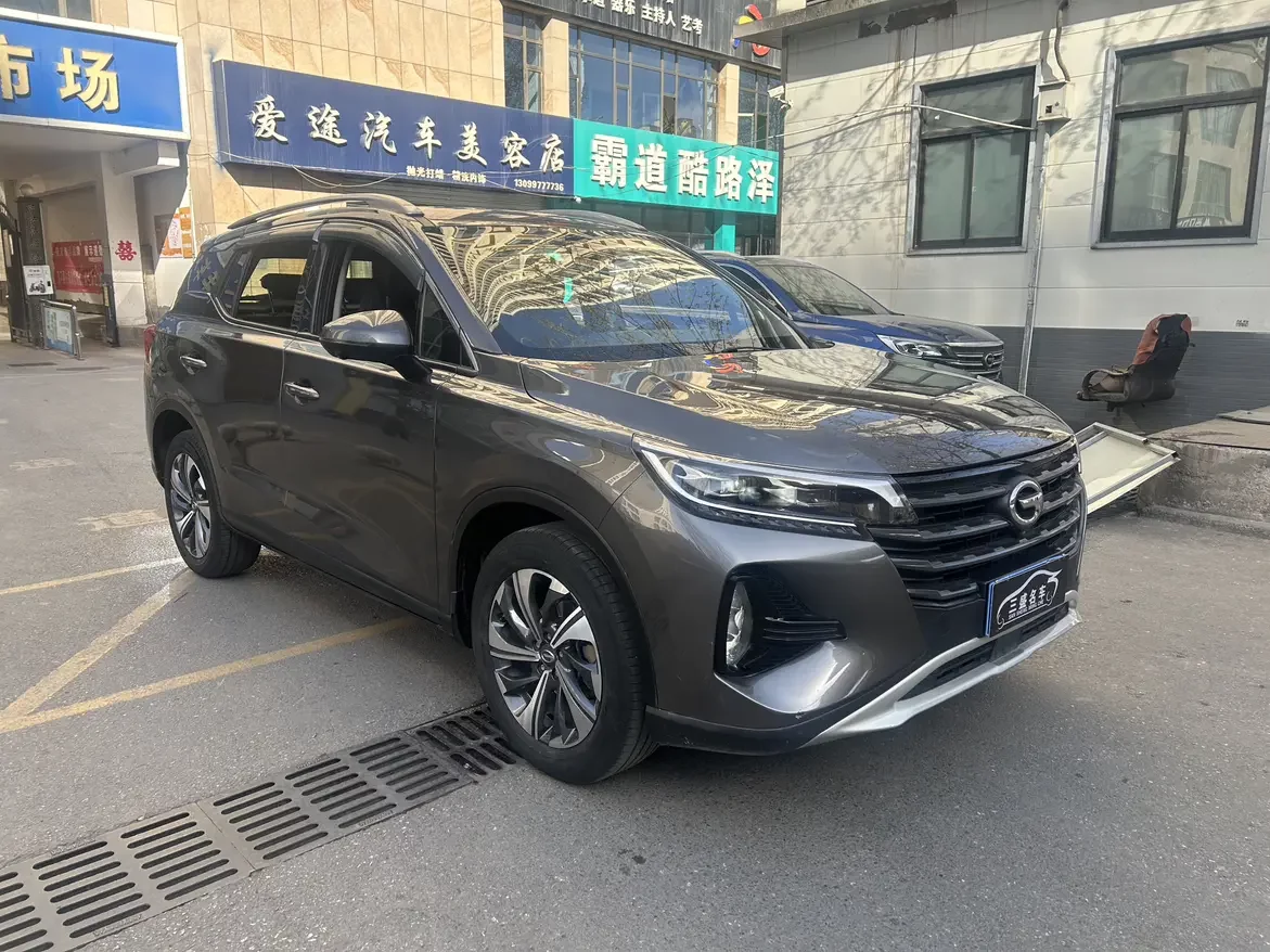 GAC Trumpchi GS4