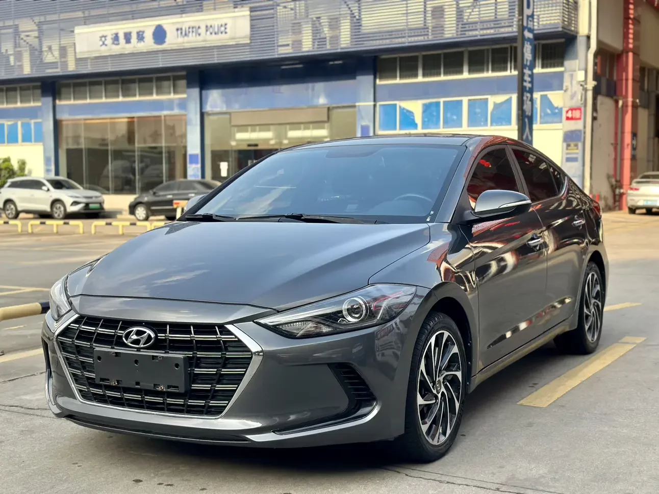 Hyundai lead