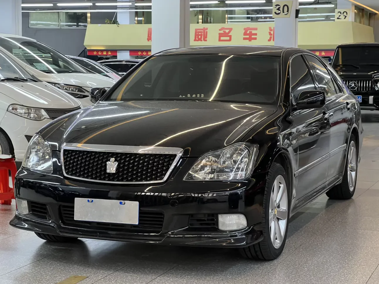 Toyota crown