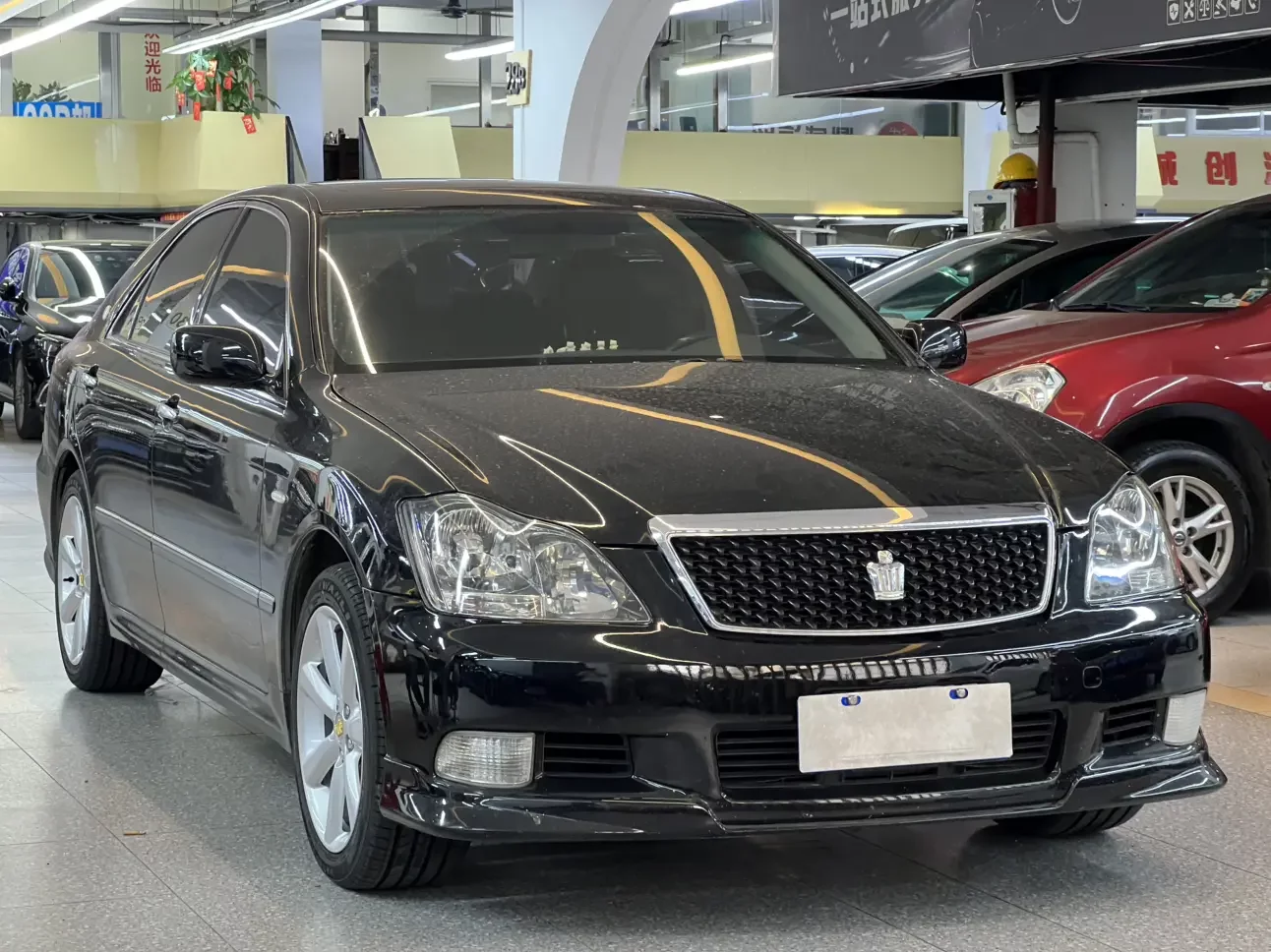 Toyota crown