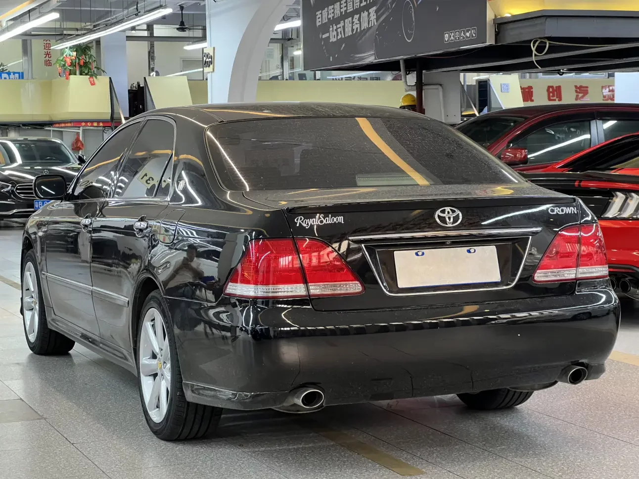 Toyota crown