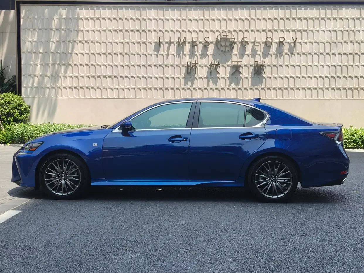 Lexus GS