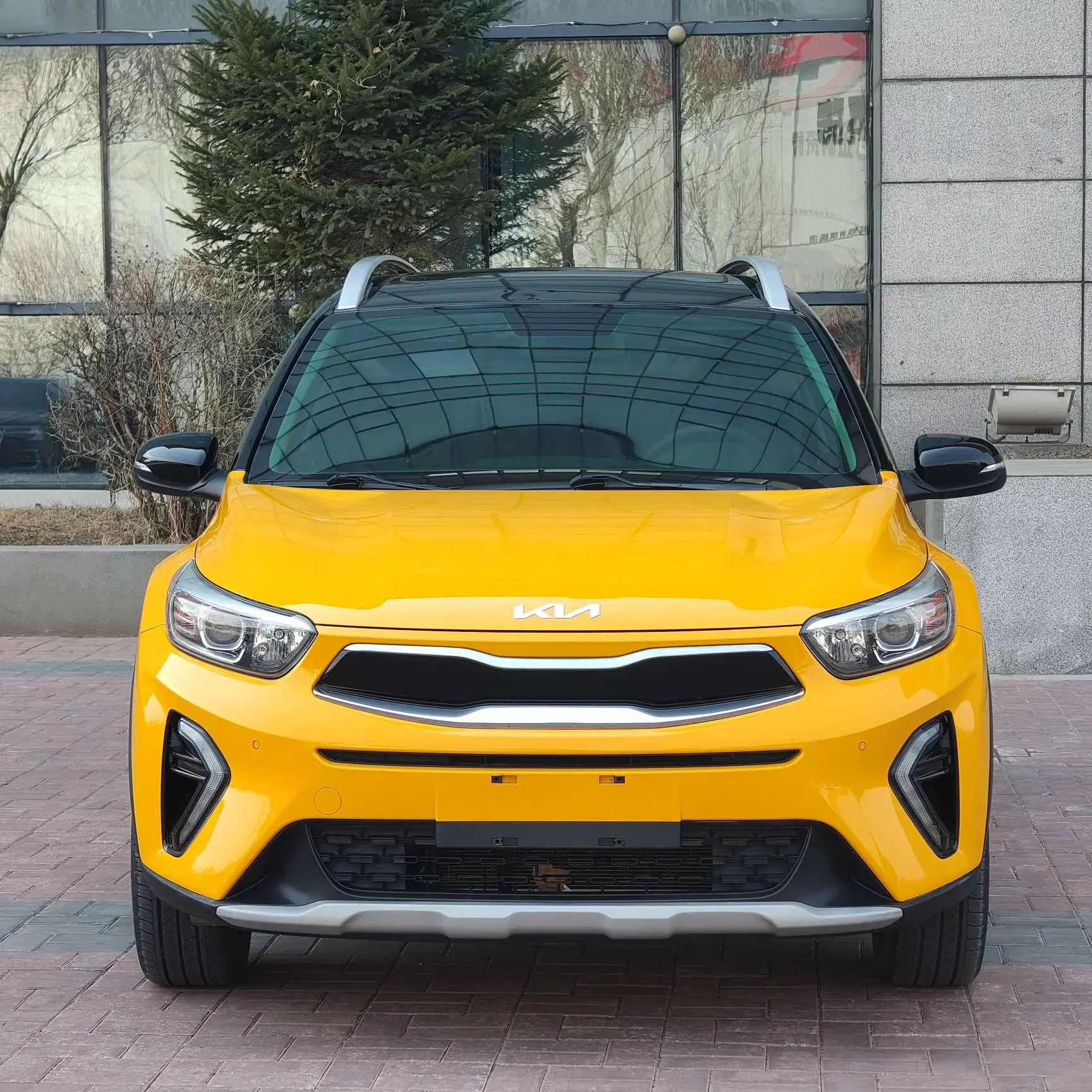 Kia KX1