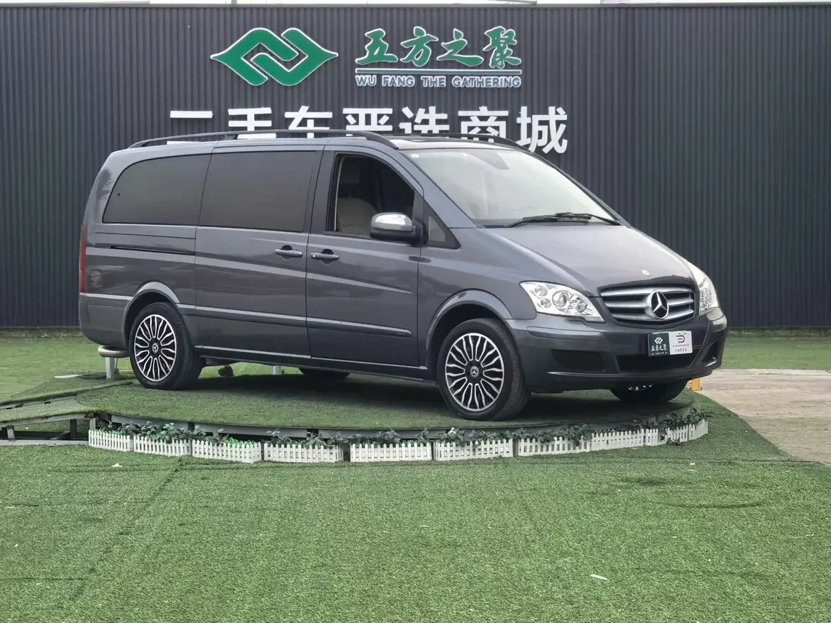 Mercedes-Benz Viano