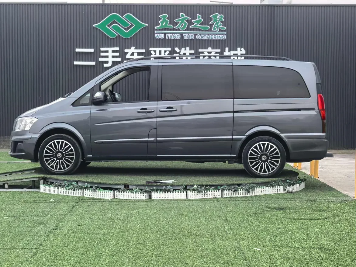 Mercedes-Benz Viano