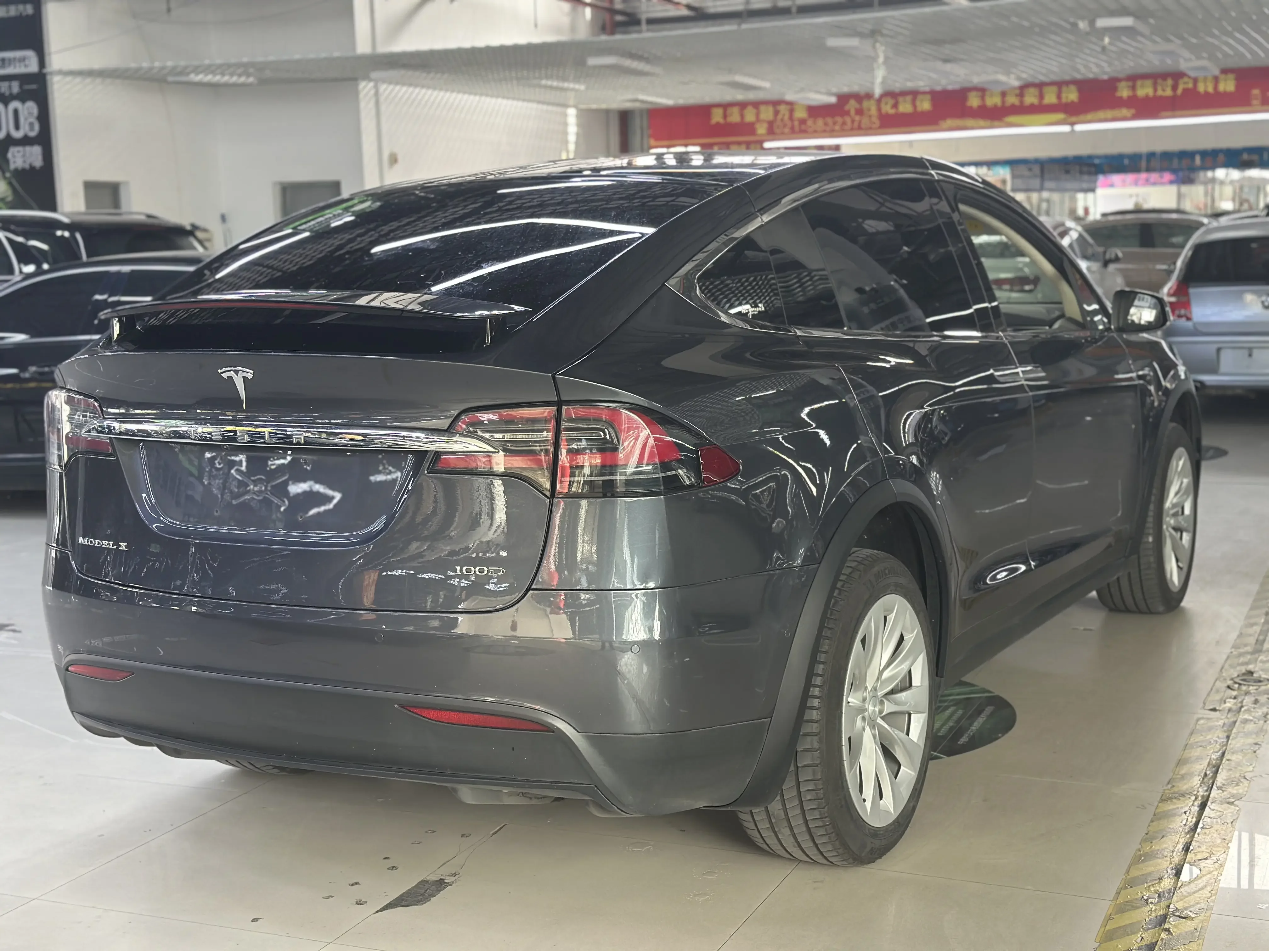 Tesla Model X
