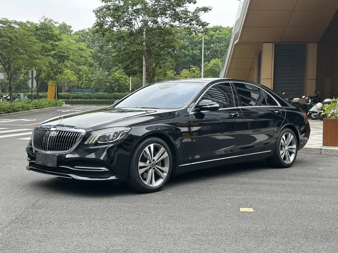 Mercedes-Benz S Class