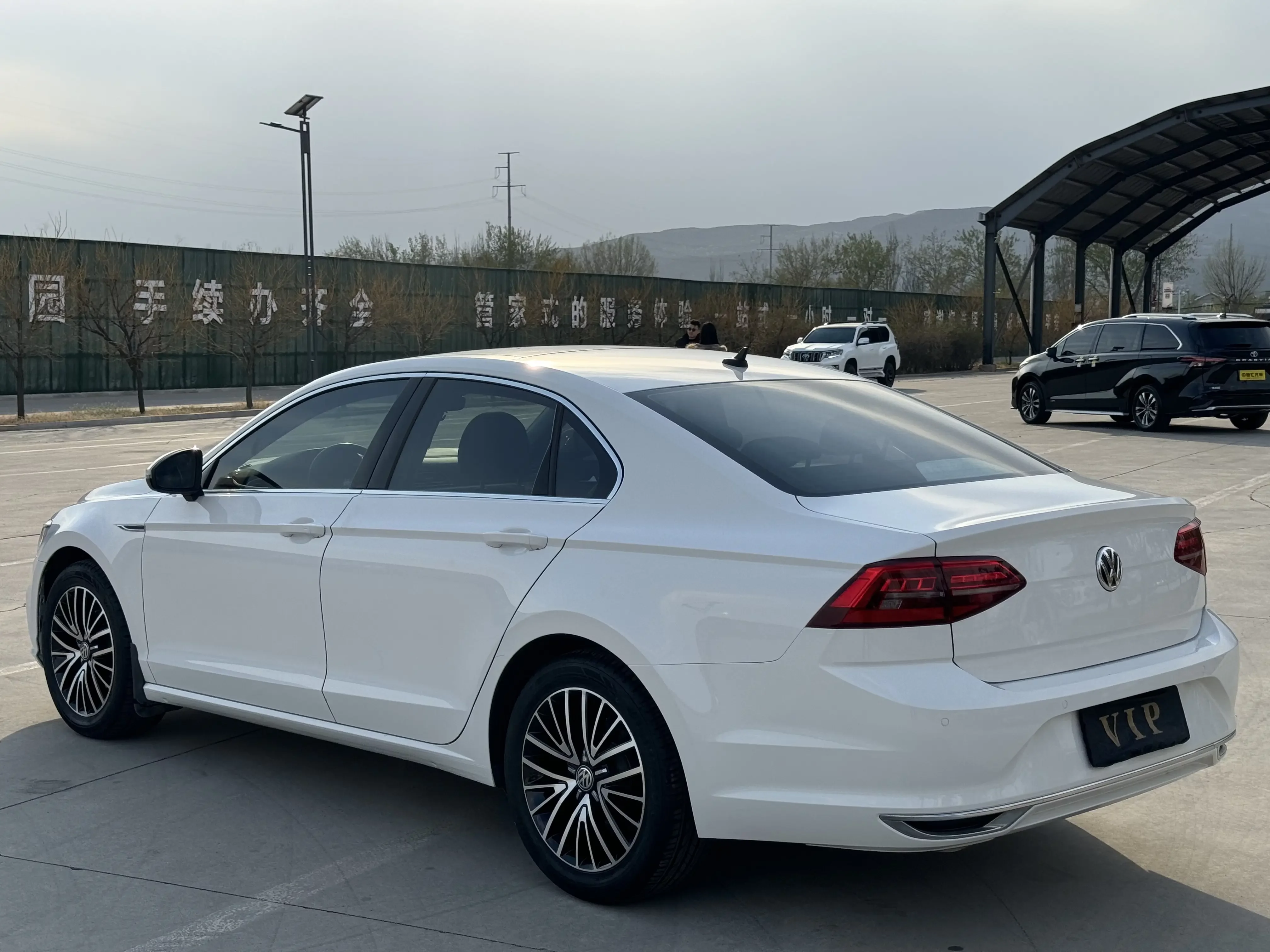 Volkswagen Lamando