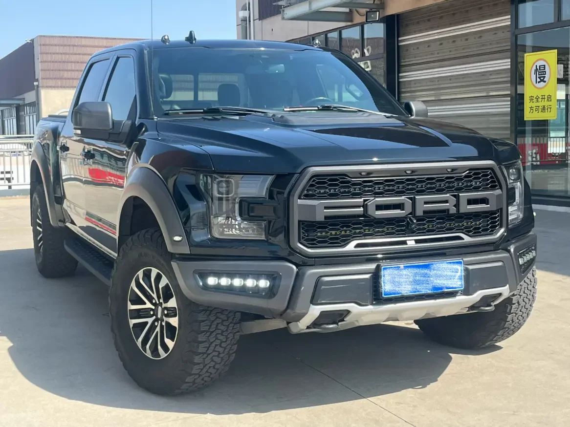 Ford F-150 Raptor
