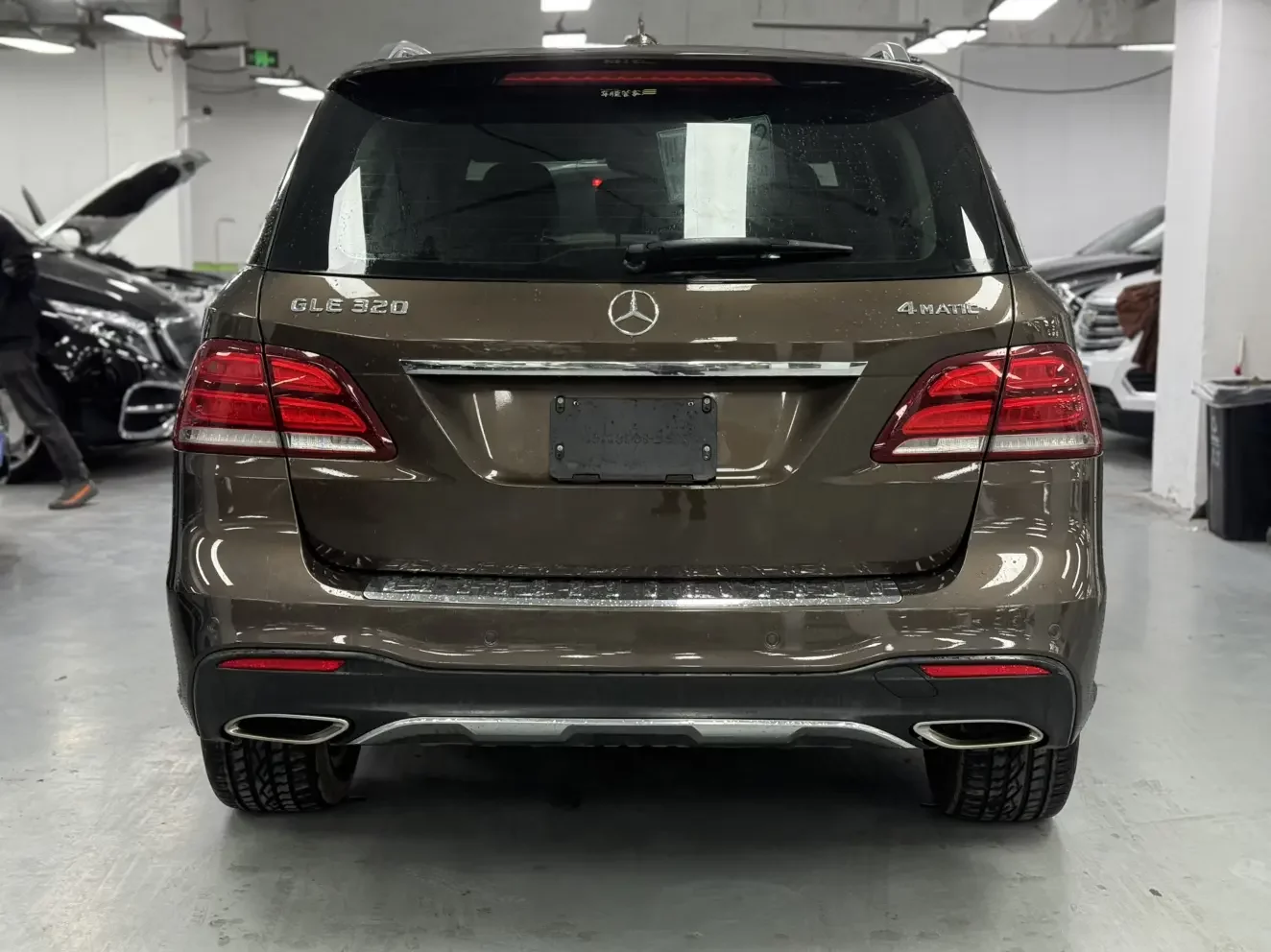 Mercedes-Benz GLE (Imported)