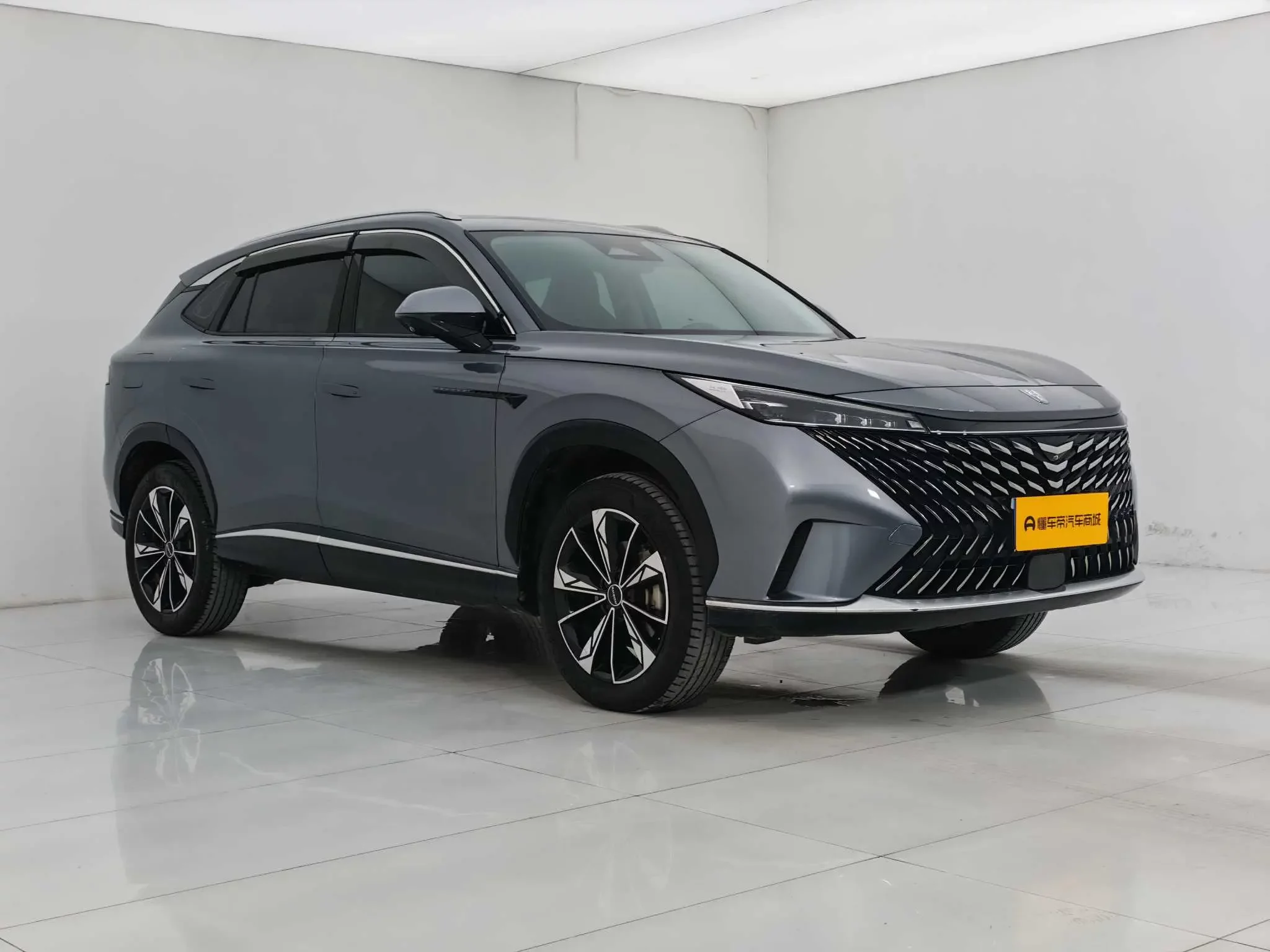 Roewe RX5