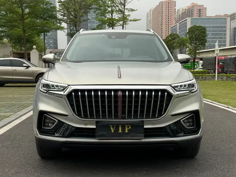 Hongqi HS5