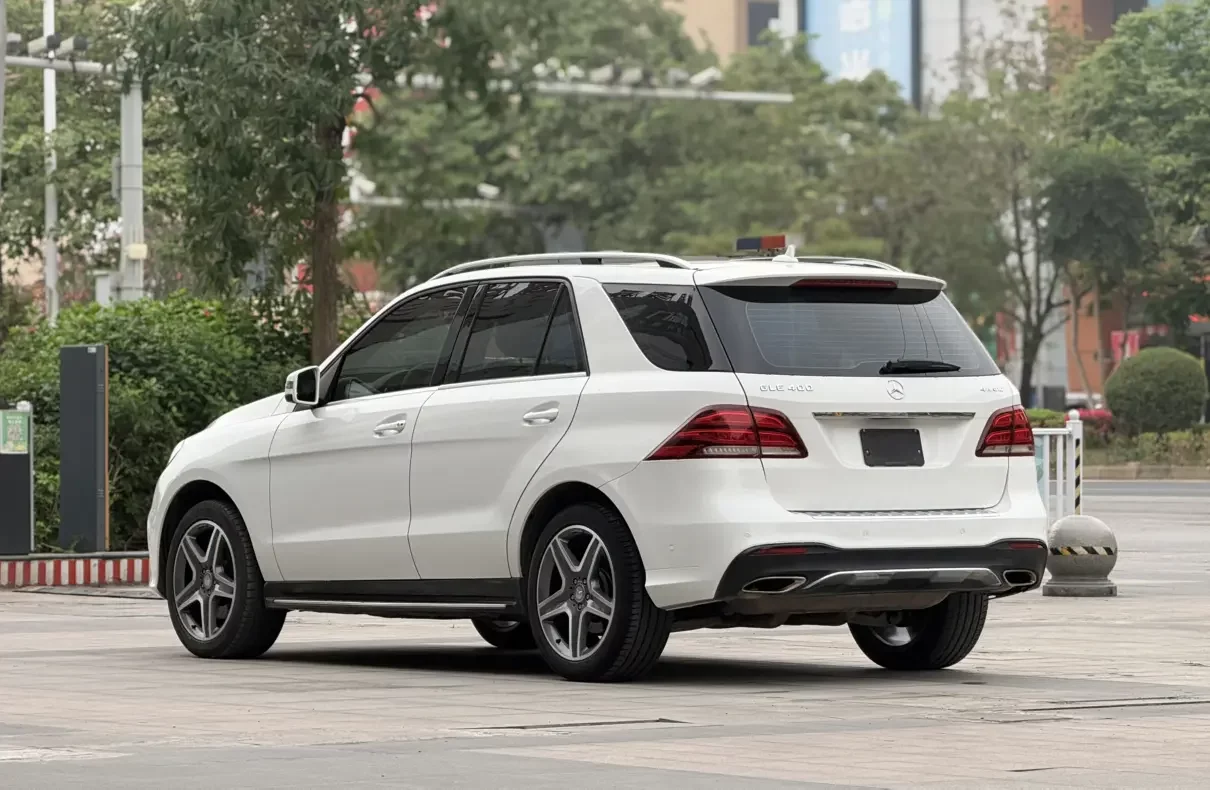 Mercedes-Benz GLE (Imported)