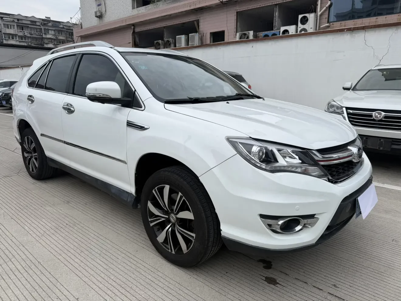 BYD S7