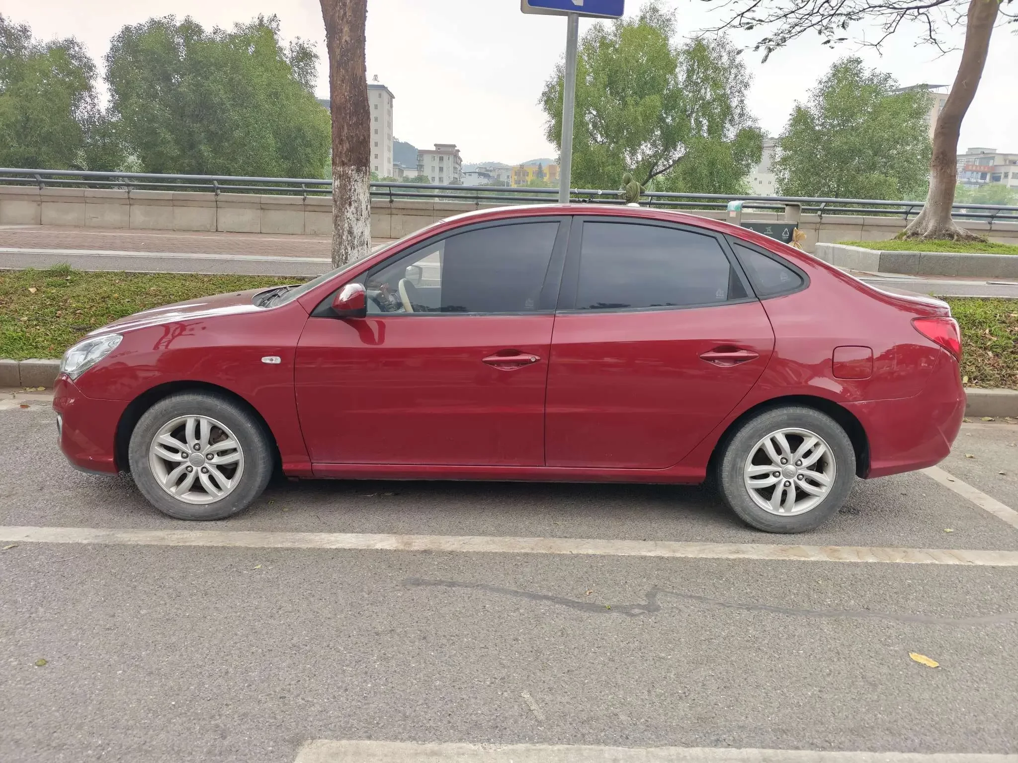 Hyundai Joyful