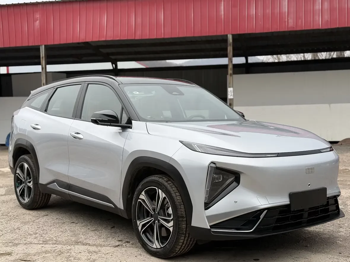 Geely Galaxy L7