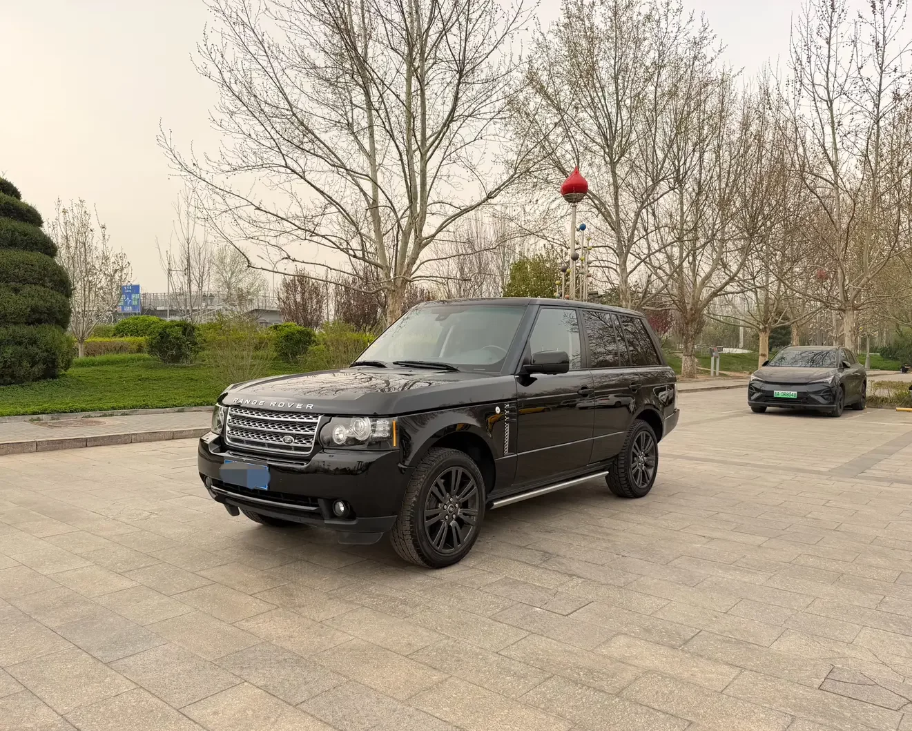 Land Rover range rover